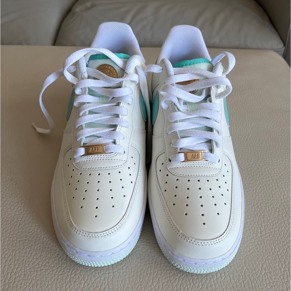 NWB - Nike Air Force 1 ‘07 Men’s Sneaker HM3728 131 - EU 44/US 10 - Picture 2 of 12